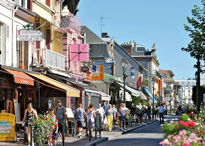 Lumineux Avec Balcons Et Stationnement Privatif - Fr-1-788-22 Appartamento *